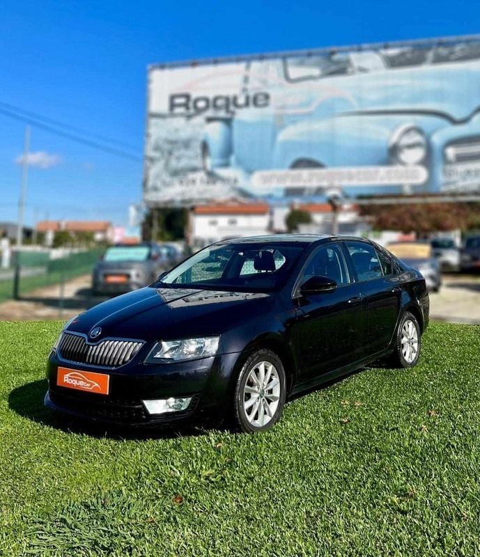 Preto Usado 2016 Skoda Octavia Style | € 10.500 (Preço justo) - Imagem 1/4