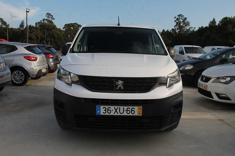 Branco Usado 2019 Peugeot Partner Van | € 13.500 (Preço justo) - Imagem 1/4
