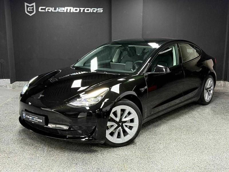 Preto Usado 2021 Tesla Model 3 Standard Range Plus Sedan | € 26.900 (Preço justo) - Imagem 1/4