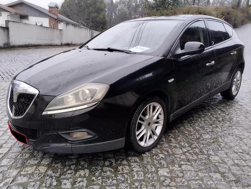 Preto Usado 2008 Lancia Delta Citadino | € 3.000 (Bom preço) - Imagem 1/4