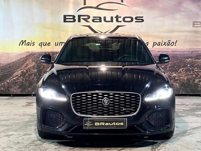 Usado Jaguar XF Sportbrake R-Dynamic 204 HP (150 kW) 2022 Preto Carrinha