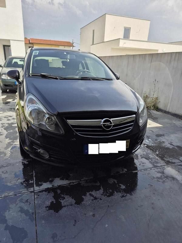 Usado Opel Corsa 80 HP (58 kW) 2009 Preto Citadino