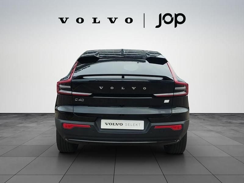 Usado Volvo EC40 Plus 185 kW (252 HP) 2024 Preto SUV