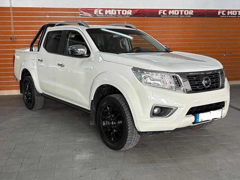 Branco Usado 2017 Nissan Navara Pickup | € 25.250 (Preço justo) - Imagem 1/4