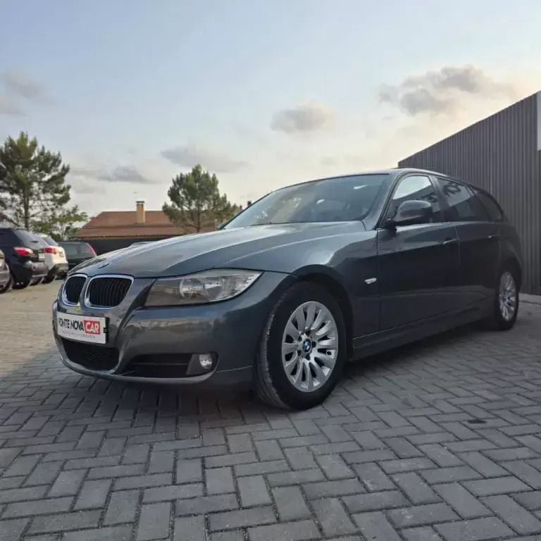 Cinza escuro Usado 2010 BMW 320 Sport Line Carrinha | € 12.950 (Preço justo) - Imagem 1/4