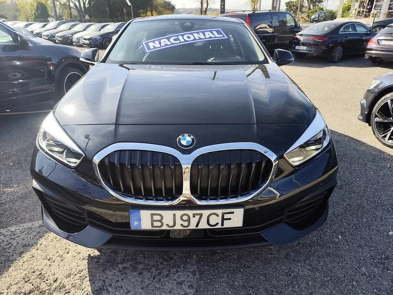 Preto Usado 2024 BMW 116 Citadino | € 27.900 (Preço justo) - Imagem 1/4