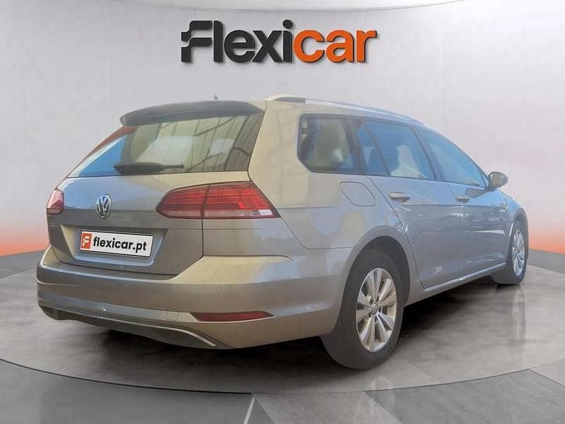 Usado VW Golf VII 115 HP (84 kW) 2018 Cinza Carrinha