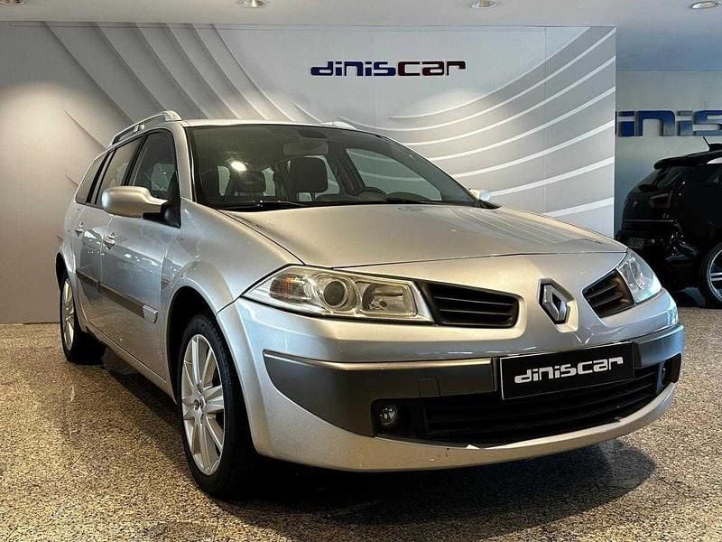 Usado Renault Mégane II 106 HP (77 kW) 2007 Cinzento