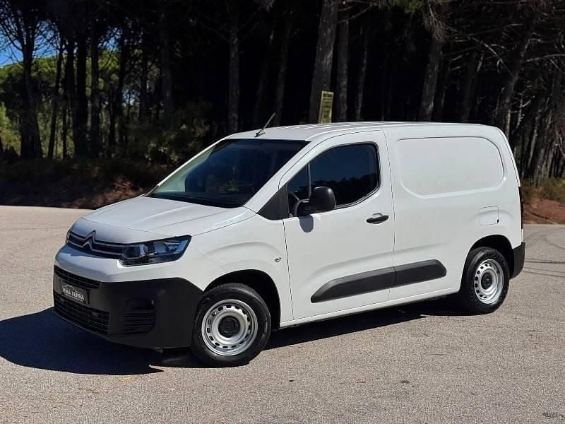 Branco Usado 2022 Citroën Berlingo Monovolume | € 15.250 (Preço justo) - Imagem 1/3