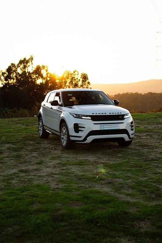 Usado Land Rover Range Rover R-Dynamic 150 HP (110 kW) 2019 Branco SUV