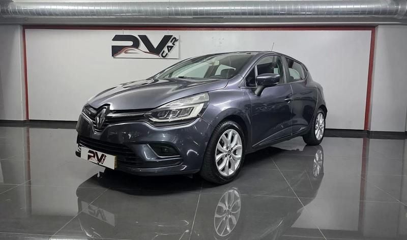 Cinza escuro Usado 2017 Renault Clio IV Luxe | € 11.990 (Preço justo) - Imagem 1/4