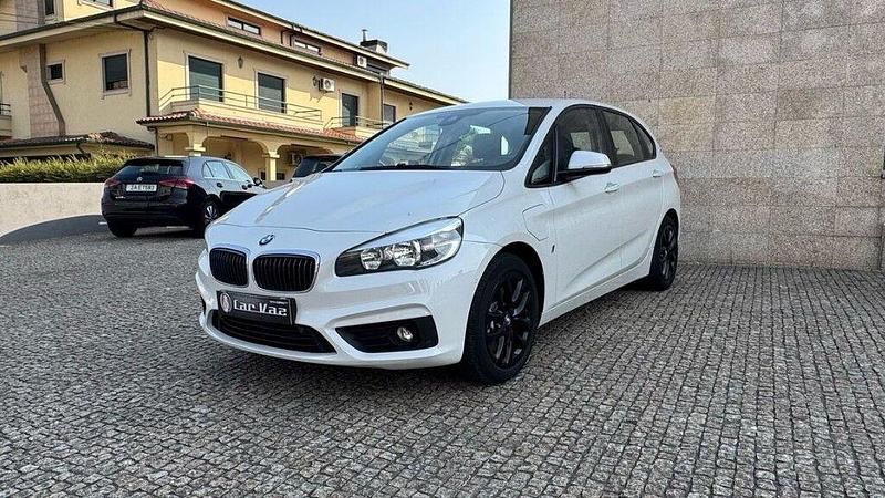 Branco Usado 2018 BMW 225 | € 18.950 - Imagem 1/4