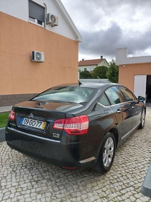 Usado Citroën C5 Exclusive 140 HP (102 kW) 2009 Sedan