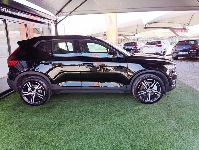 Usado Volvo XC40 R-Design 262 HP (192 kW) 2020 Preto SUV