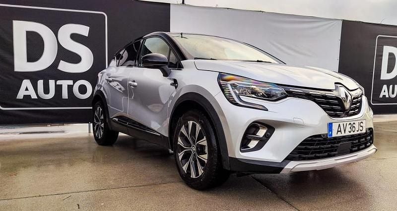 Cinzento Usado 2022 Renault Captur SUV | € 19.990 (Preço justo) - Imagem 1/4