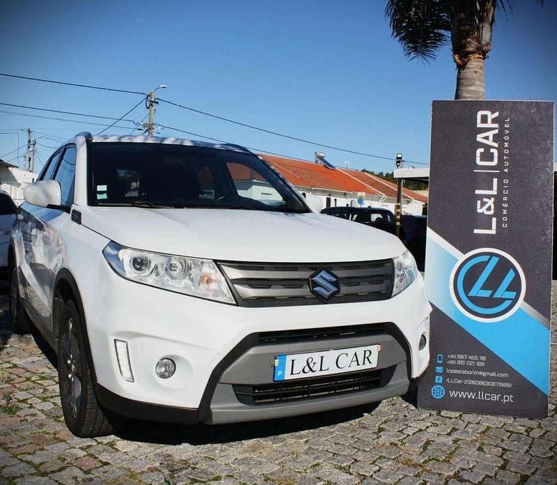 Branco Usado 2017 Suzuki Vitara | € 15.900 (Preço justo) - Imagem 1/4
