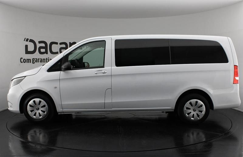 Usado Mercedes Vito 114 HP (83 kW) 2019 Branco Van