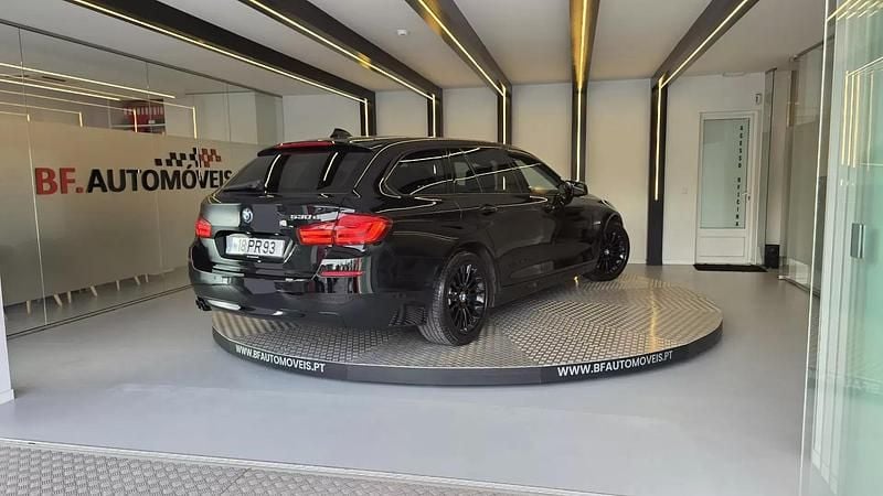 Usado BMW 520 184 HP (135 kW) 2012 Preto Carrinha