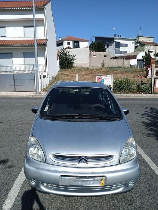 Usado 2005 Citroën Xsara Picasso Monovolume | € 2.100 - Imagem 1/4