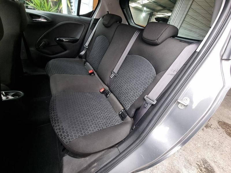 Usado Opel Corsa Enjoy 70 HP (51 kW) 2016 Cinzento Citadino