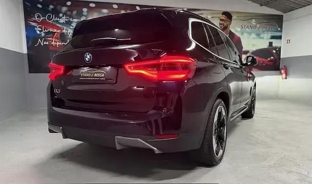 Usado BMW iX3 Impressive 210 kW (286 HP) 2021 Azul escuro SUV