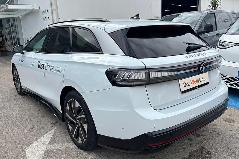 Usado VW ID.7 Pro 210 kW (286 HP) 2025 Branco Carrinha