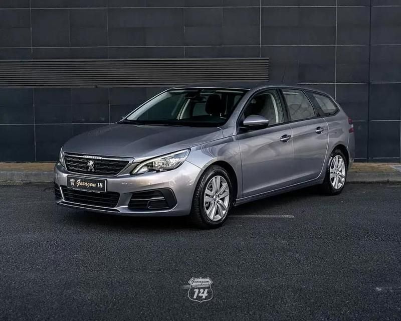 Cinzento prata metalizado Usado 2019 Peugeot 308 SW Allure Carrinha | € 10.990 (Bom preço) - Imagem 1/4