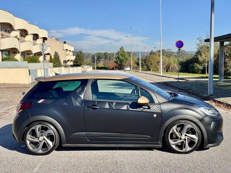 Usado DS Automobiles DS3 Performance 208 HP (152 kW) 2017 Preto Citadino