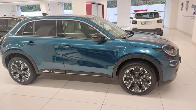Novo Fiat 600 La Prima 110 HP (80 kW) 2025 Verde SUV