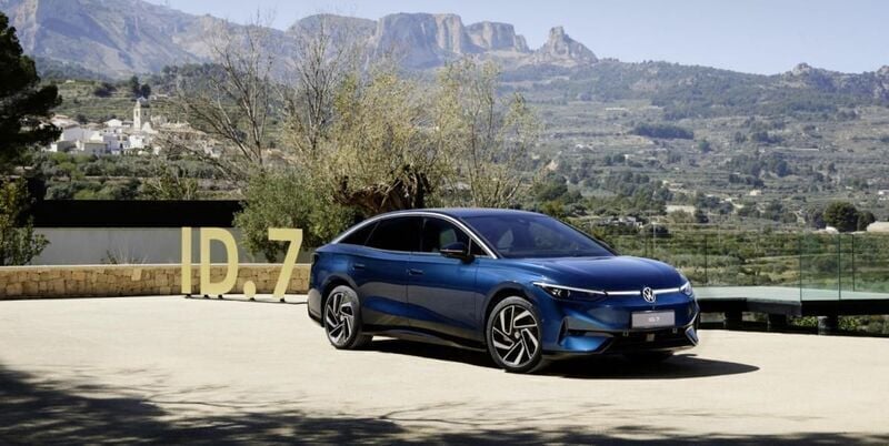 Cinzento Usado 2023 VW ID.5 SUV | € 46.000 - Imagem 1/4