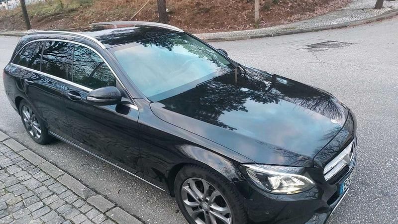 Usado Mercedes C200 Avantgarde 136 HP (100 kW) 2015 Sedan