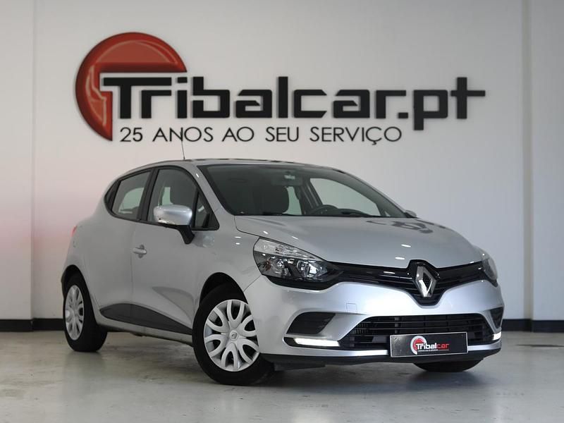 Cinza Usado 2019 Renault Clio IV LIMITED | € 10.400 (Preço justo) - Imagem 1/3