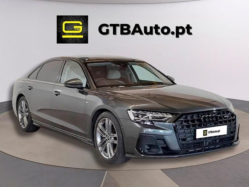 Cinza Usado 2023 Audi A8 S-Line Sedan | € 80.999 - Imagem 1/4