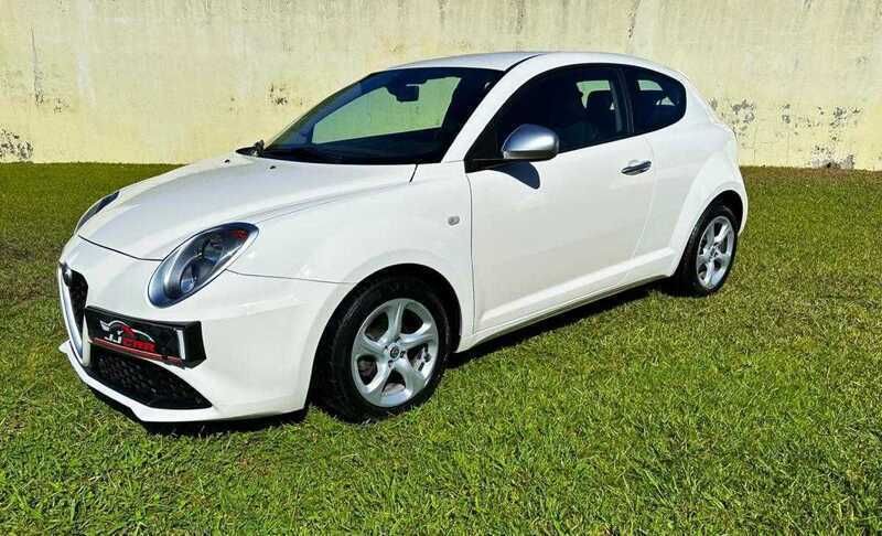 Usado Alfa Romeo MiTo 105 HP (77 kW) 2018 Branco Citadino