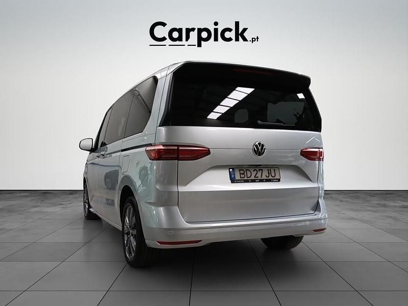 Usado VW Multivan Life 150 HP (110 kW) 2023 Cinza Van