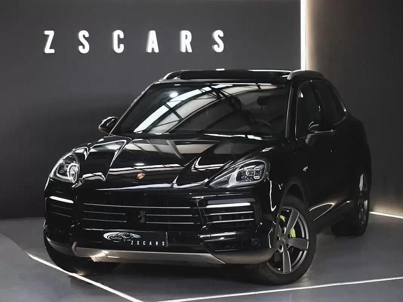 Usado Porsche Cayenne 462 HP (339 kW) 2018 Preto SUV