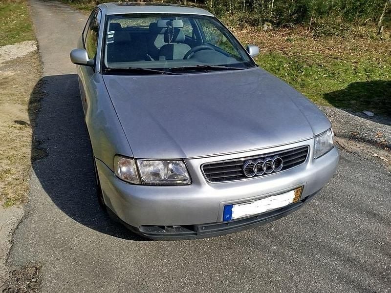 Usado Audi A3 90 HP (66 kW) 1997 Citadino
