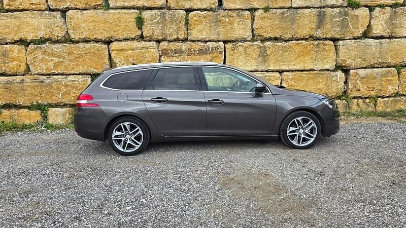 Usado Peugeot 308 Allure 120 HP (88 kW) 2014 Cinza Carrinha