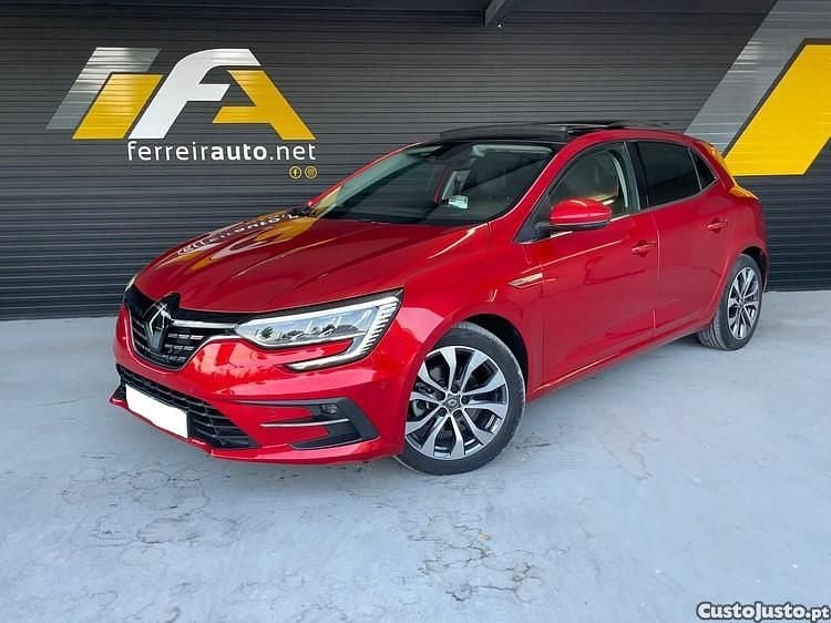 Vermelho Usado 2023 Renault Mégane IV Intens Citadino | € 22.900 (Preço justo) - Imagem 1/1
