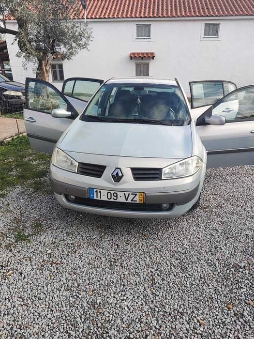 Usado 2004 Renault Mégane II Sedan | € 3.400 (Preço justo) - Imagem 1/4
