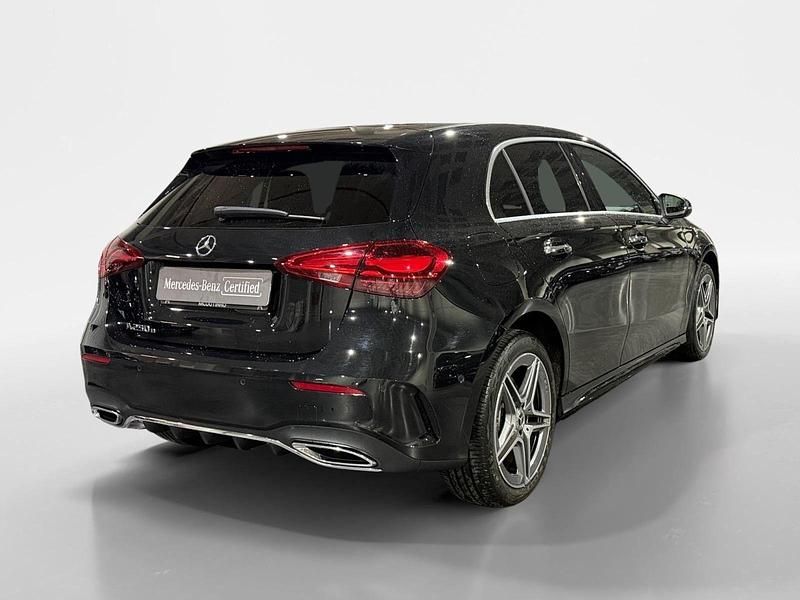Usado Mercedes A250 218 HP (160 kW) 2024 Preto Sedan
