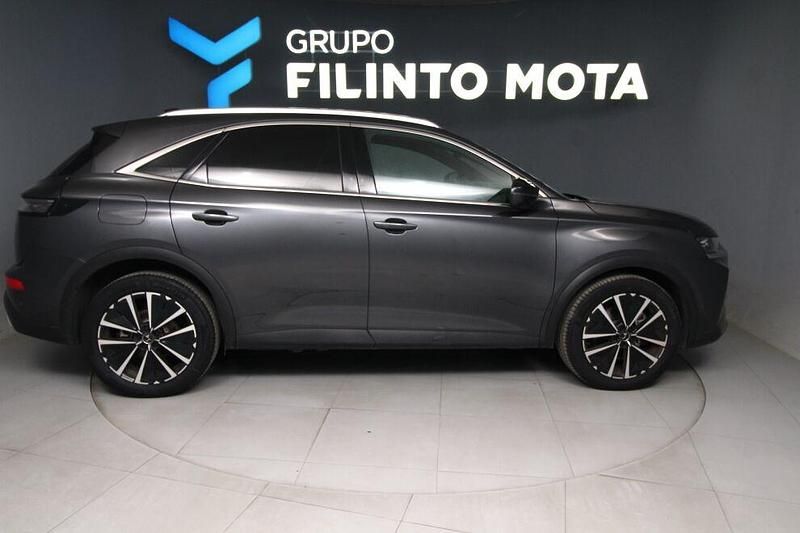 Usado DS Automobiles DS7 Crossback Rivoli 300 HP (220 kW) 2024 Cinza SUV