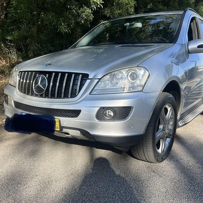 Usado 2007 Mercedes ML320 SUV | € 18.999 - Imagem 1/4