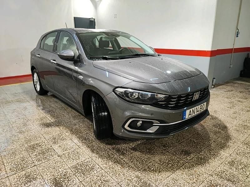 Usado Fiat Tipo Life 95 HP (69 kW) 2021 Cinza Sedan