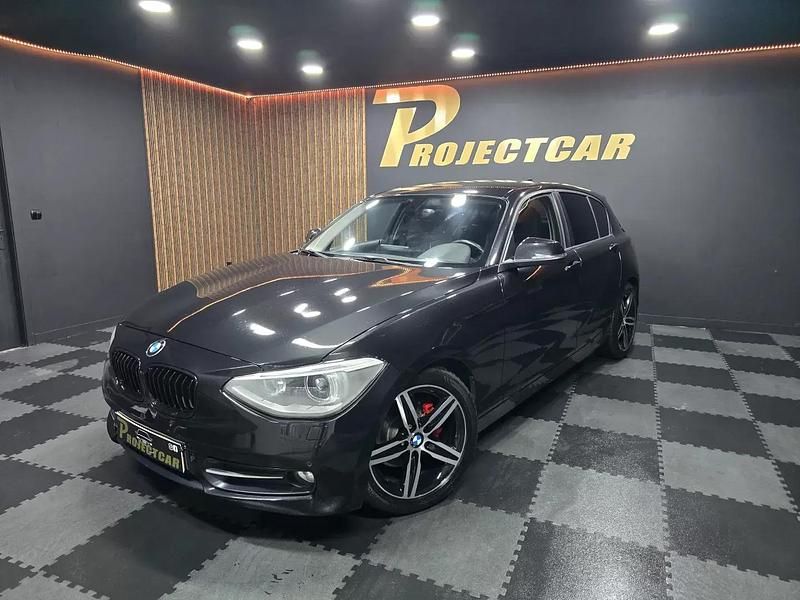 Preto Usado 2014 BMW 118 Sport Line Citadino | € 15.900 (Preço justo) - Imagem 1/4
