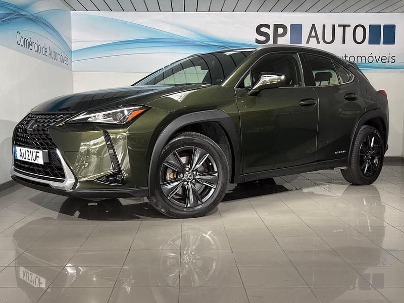Verde Usado 2021 Lexus UX 250h SUV | € 28.890 - Imagem 1/4