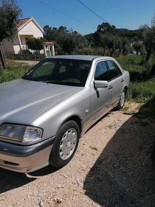 Usado Mercedes C180 1998 Sedan