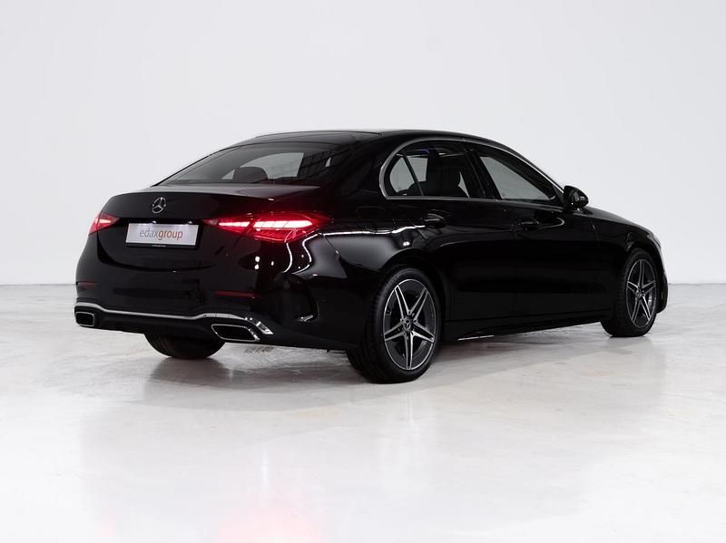 Usado Mercedes C180 Advanced 170 HP (125 kW) 2024 Preto Sedan