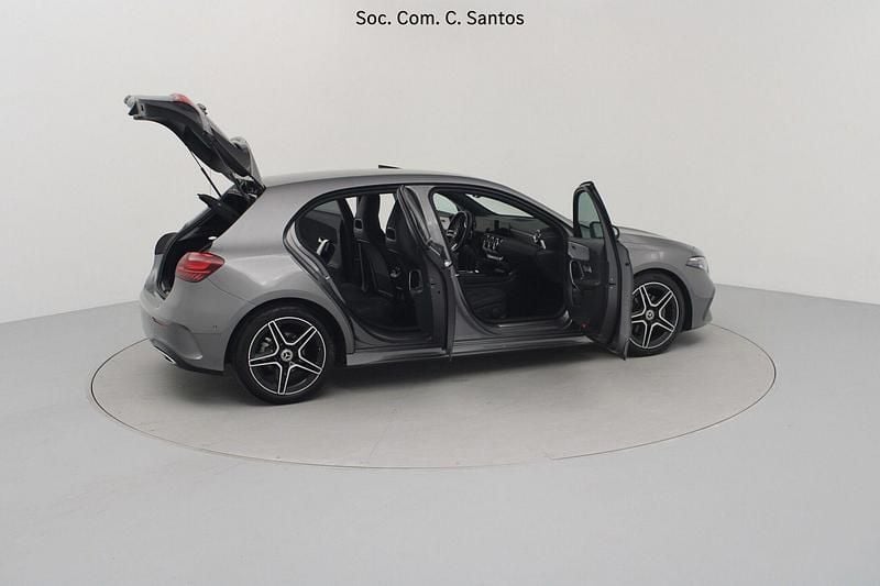 Usado Mercedes A180 AMG 116 HP (85 kW) 2025 Cinza Sedan