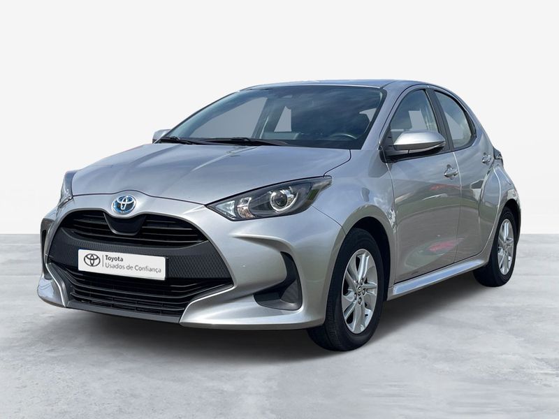 Cinza (pintura metalizada) Usado 2023 Toyota Yaris Comfort Sedan | € 23.500 (Preço justo) - Imagem 1/4